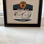 The Castle Tavern Pub & Guest *