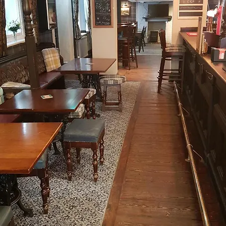 宾馆 The Castle Tavern Pub & Guest
