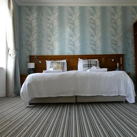 The Castle Tavern Inn