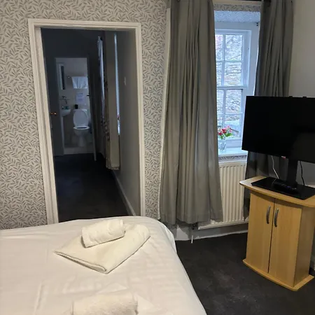 The Castle Tavern Inn