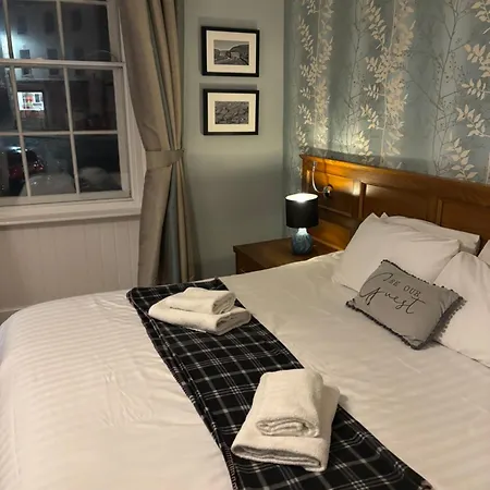 The Castle Tavern Pub & Guest Мини-отель