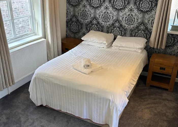 Inn The Castle Tavern *