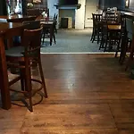 The Castle Tavern Pub & Guest * 里士满